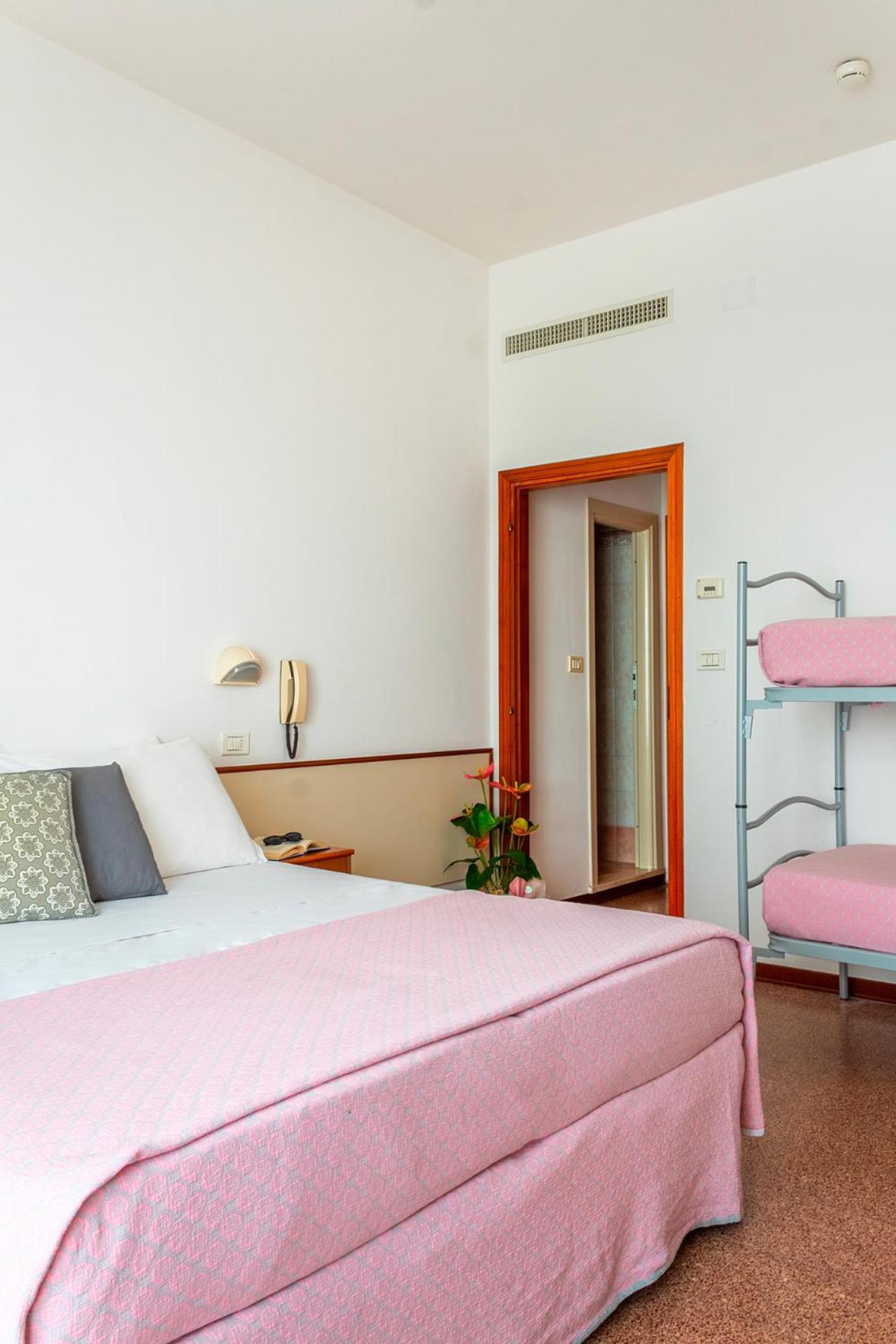Mon Hotel Misano Adriatico Dış mekan fotoğraf