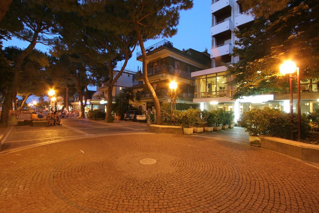 Mon Hotel Misano Adriatico Dış mekan fotoğraf